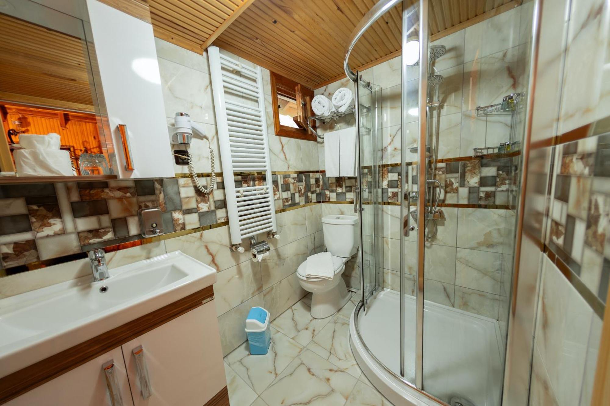 Abant Doga Koeskue Bed & Breakfast Болу Екстериор снимка